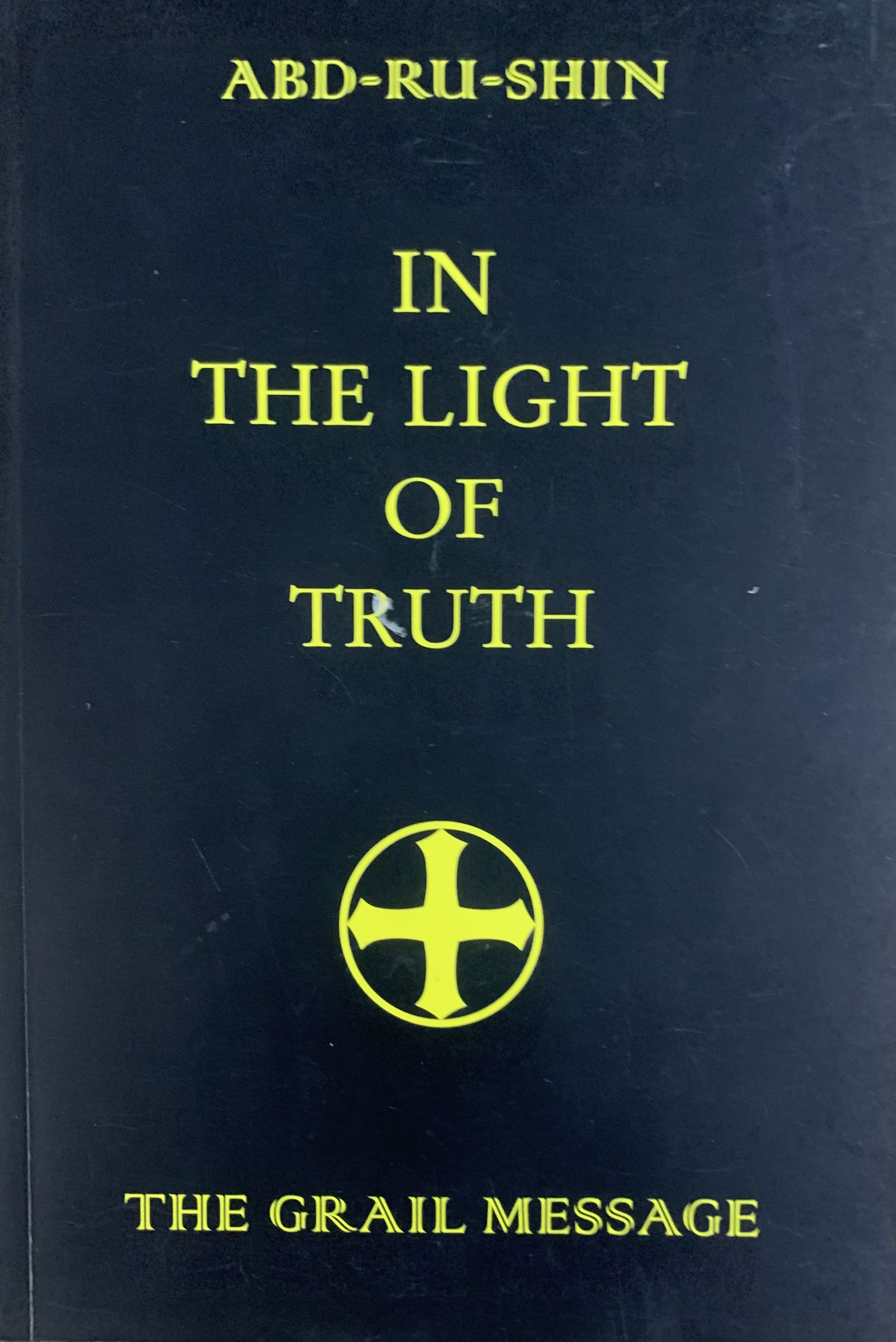 IN THE LIGHT OF TRUTH PB